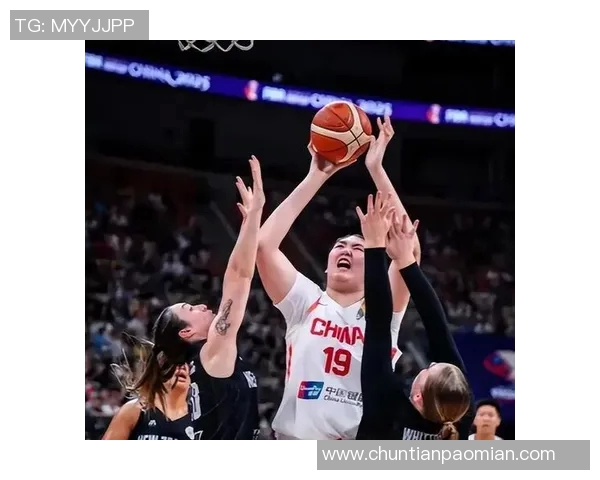 中国女子篮球队对阵日本女子篮球队的精彩对决与赛场背后的故事